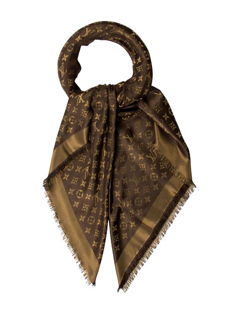 louis vuitton monogram shawl natural